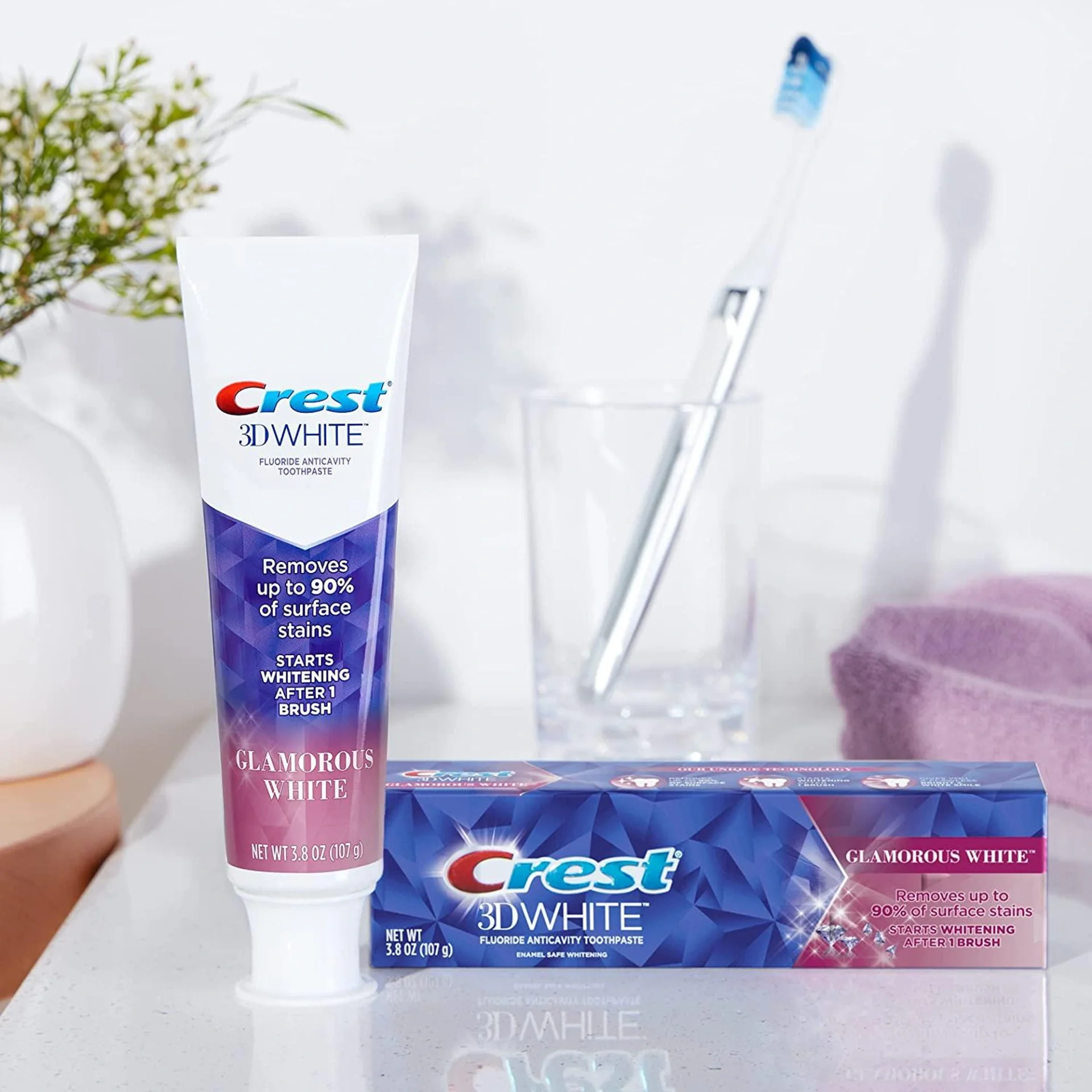Crest 3D White – Glamorous White 3.3 Oz (93g)
